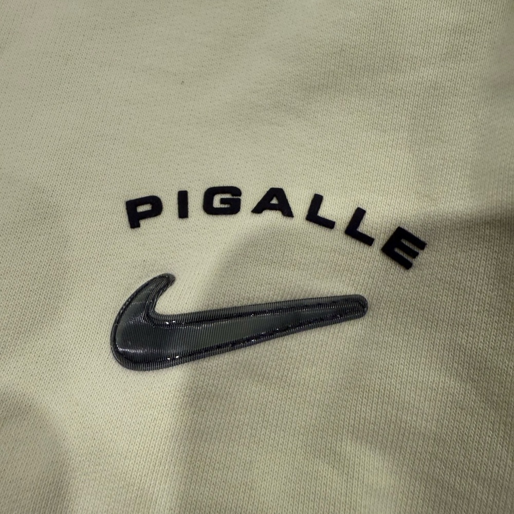 Nike Pigalle Men’s Large Yellow Sweatshirt